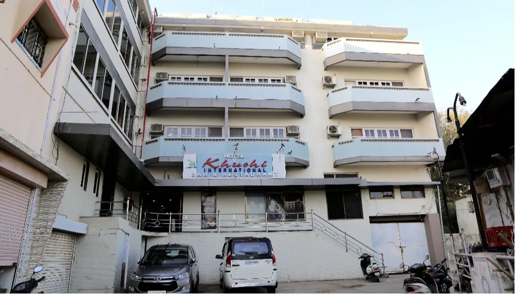 Hotel Khushi International